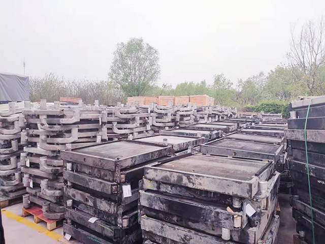 �U�X����