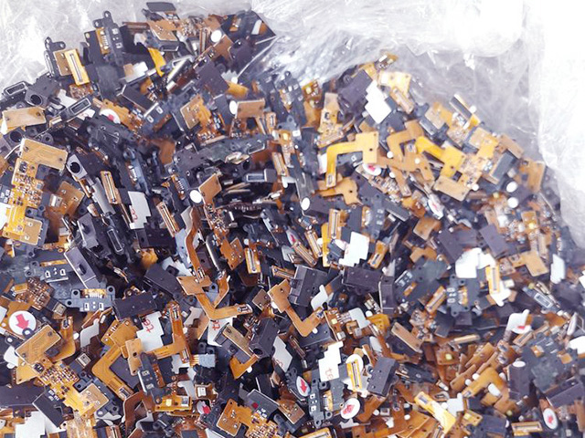 �U��������