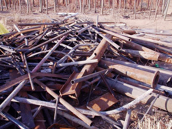 �U�F����