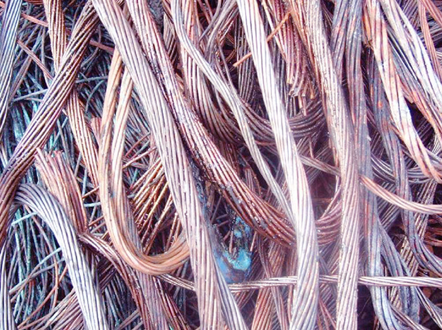 �U�~����